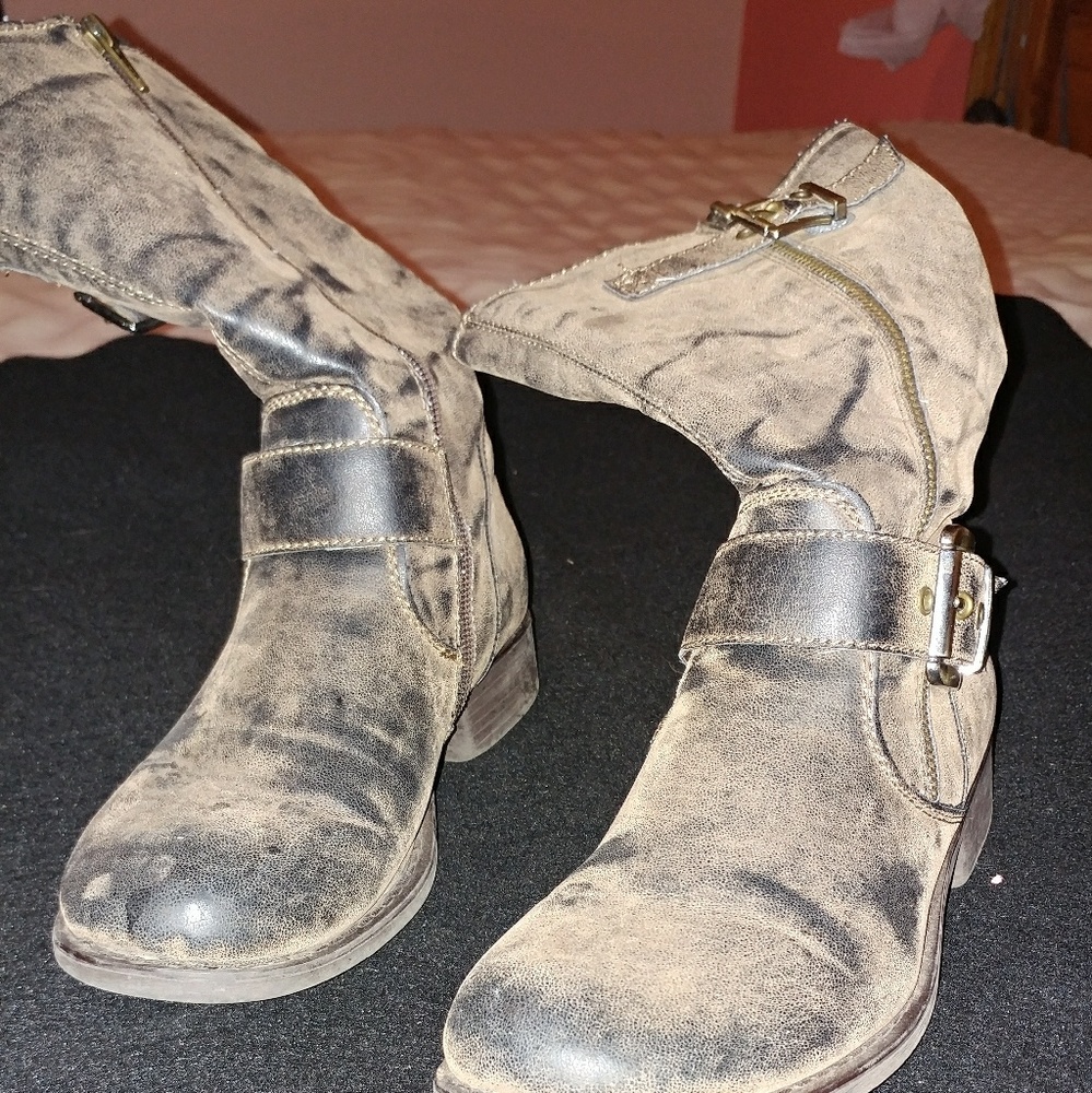 Woman's Combat Boots